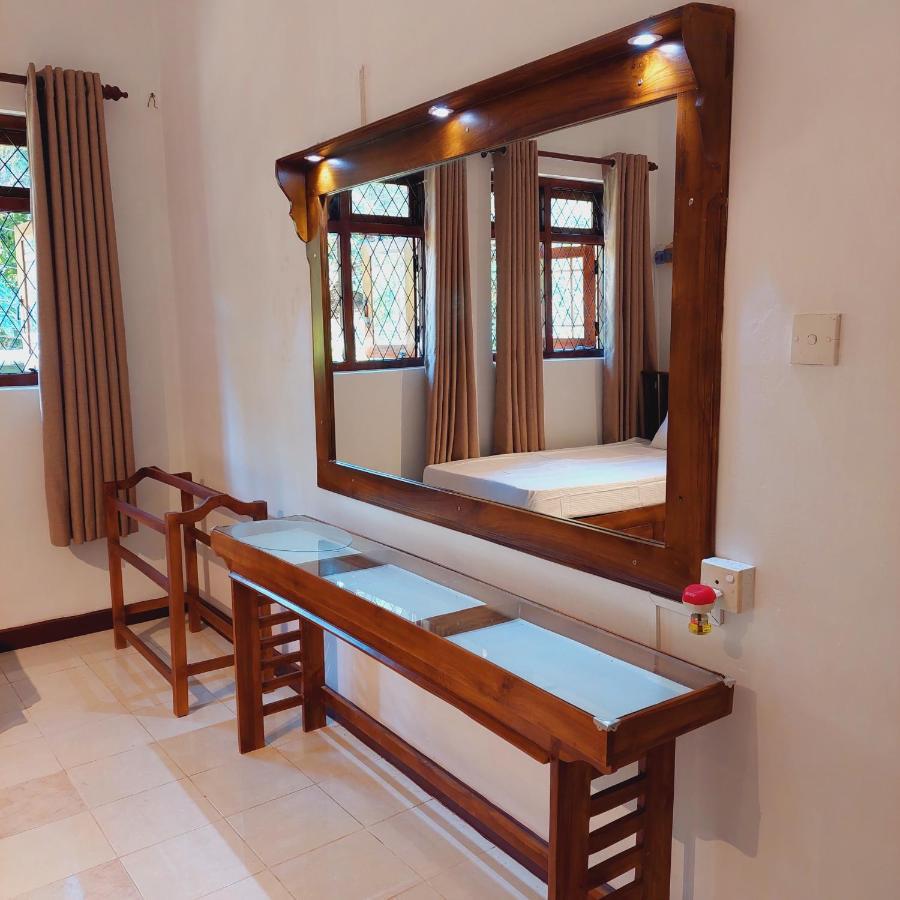 Golden Villa Kandy - "Free Pickup From Kandy " エクステリア 写真