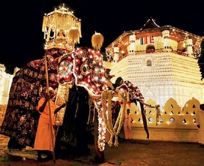 Golden Villa Kandy - "Free Pickup From Kandy " エクステリア 写真
