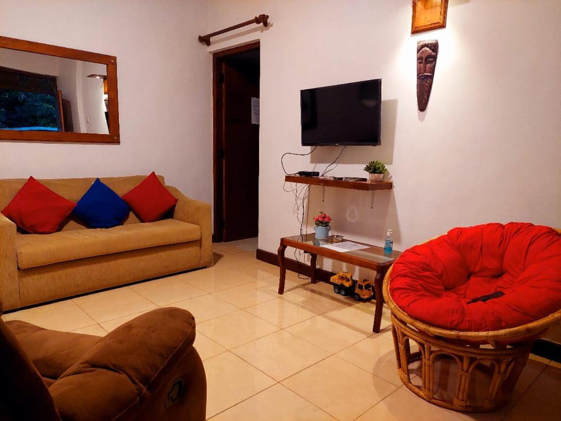 Golden Villa Kandy - "Free Pickup From Kandy " エクステリア 写真