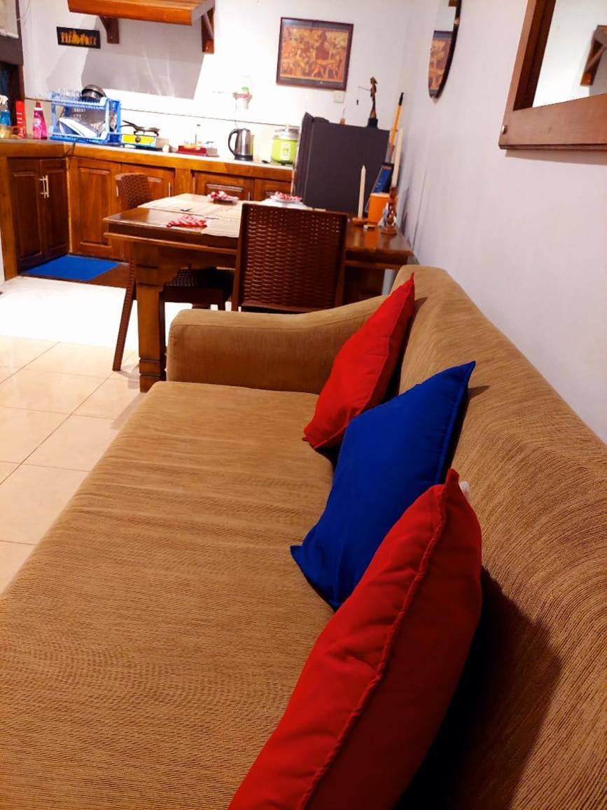 Golden Villa Kandy - "Free Pickup From Kandy " エクステリア 写真